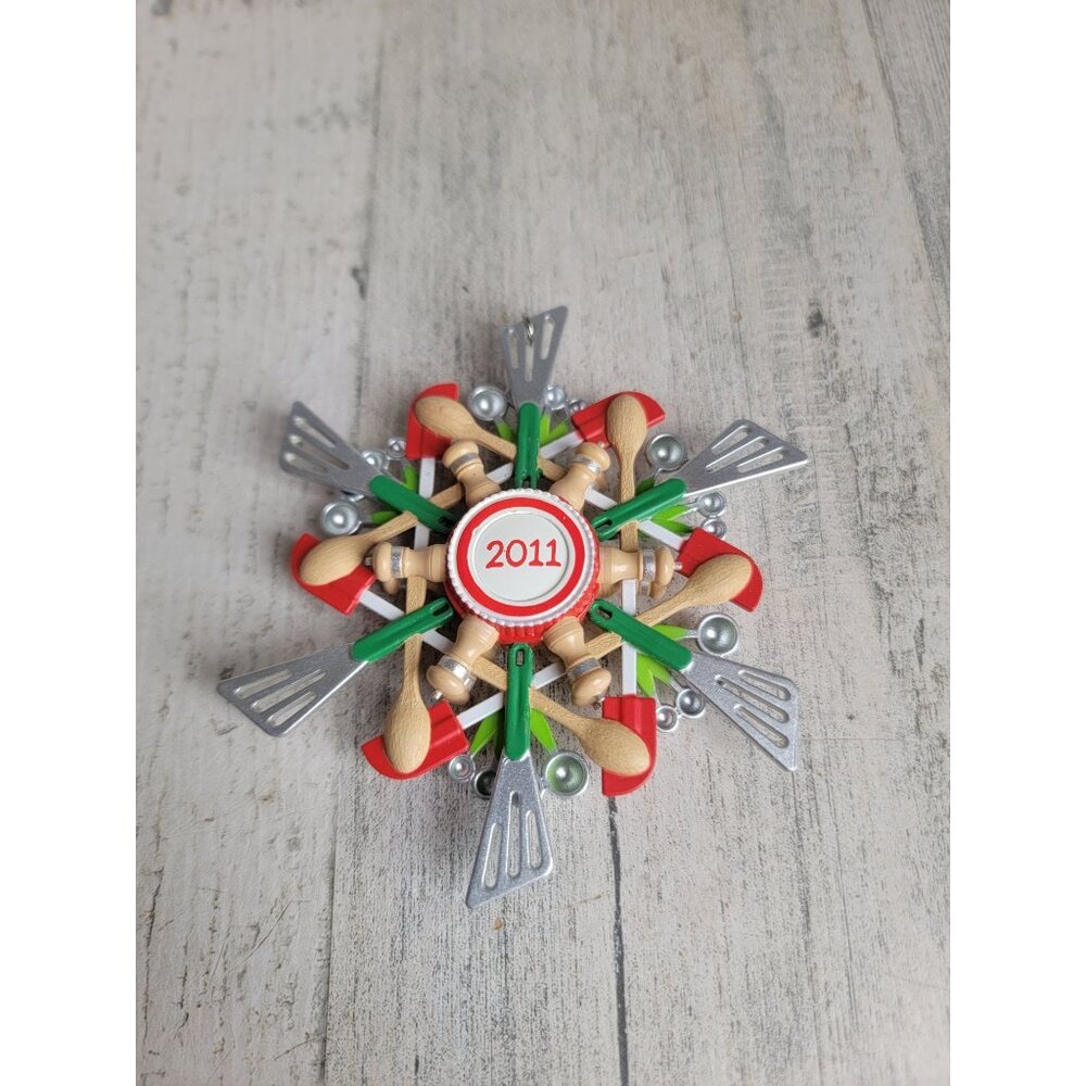 Hallmark Savory snowflake ornament Xmas kitchen